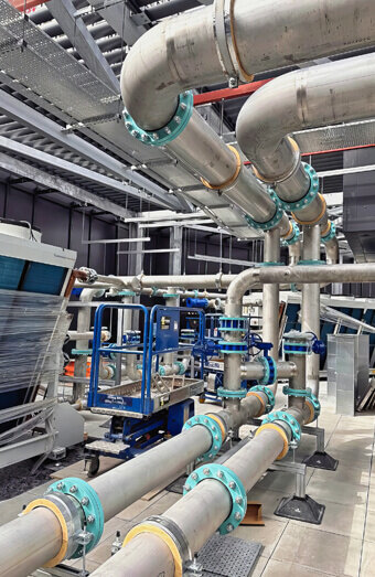 https://plumbersevillegrove.com.au/uploads/2025/06/commercial-plumbing-556773.jpg