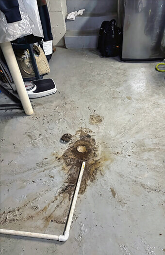 https://plumbersevillegrove.com.au/uploads/2025/06/emergency-plumbing-546847.jpg