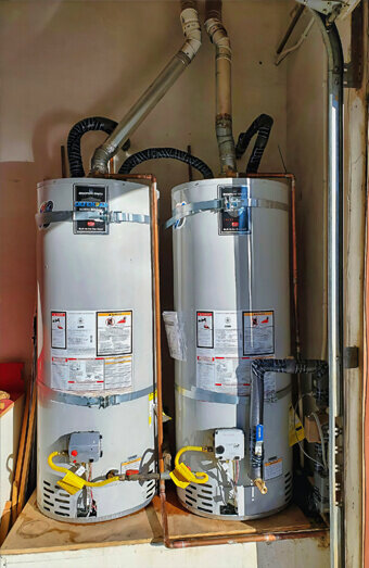 https://plumbersevillegrove.com.au/uploads/2025/06/hot-water-165598.jpg